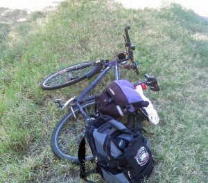 Велосипед, рюкзак и велорюкзак